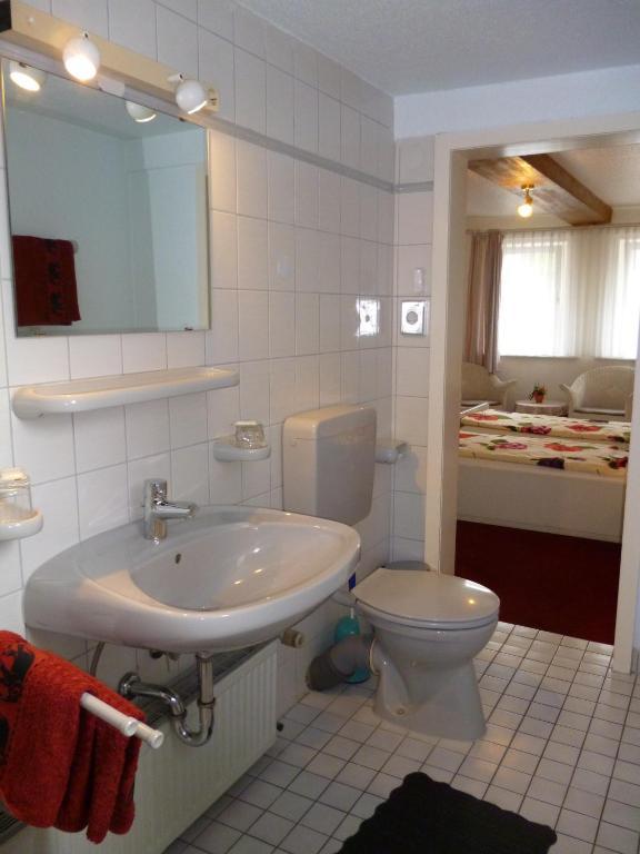 Gasthof Hotel-café-restaurant Parkhaus 3*